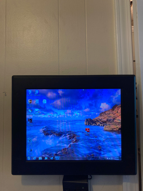 15" LCD (Touch) Monitor R15L600
