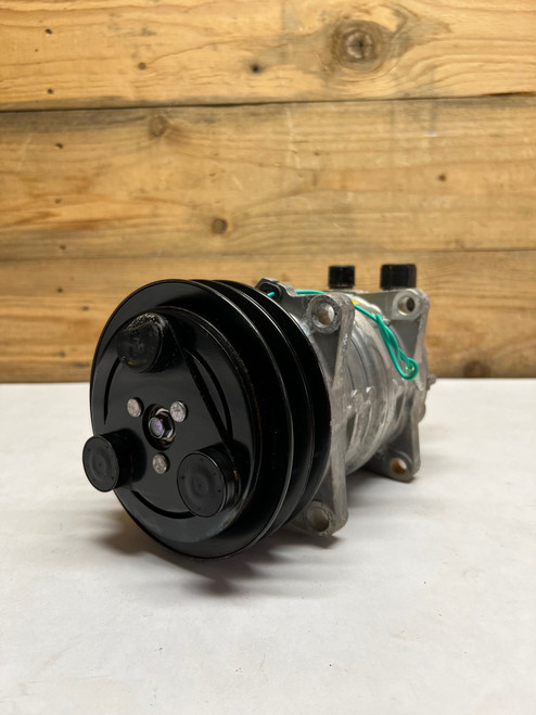 A/C Compressor 103-55015 Valeo