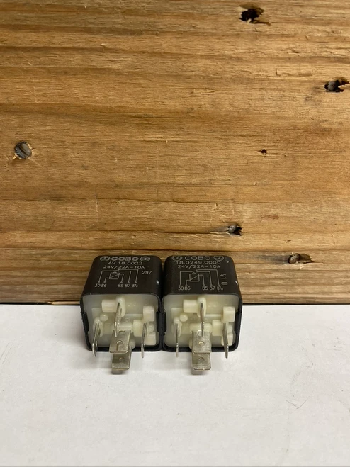 2pc NOS Cobo 24V Military Relay 22/10A AV.18.0022 5 Pin