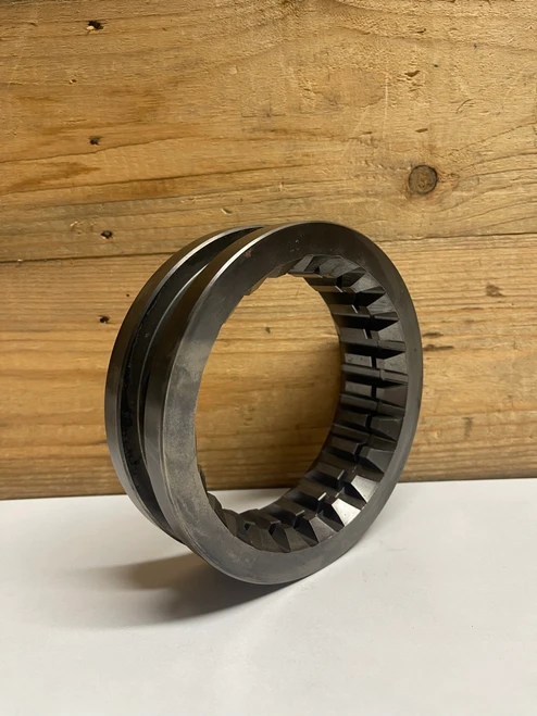 Mack 320KB365 Sliding Clutch Gear TC150 Transmission OEM 25094649