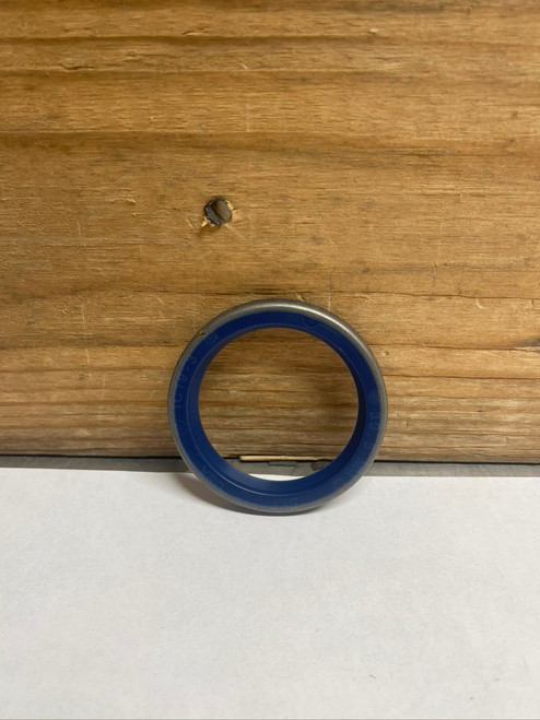 John Deere T225564 Internal Oil Seal OEM Genuine Deere Hydraulic Shaft Seal