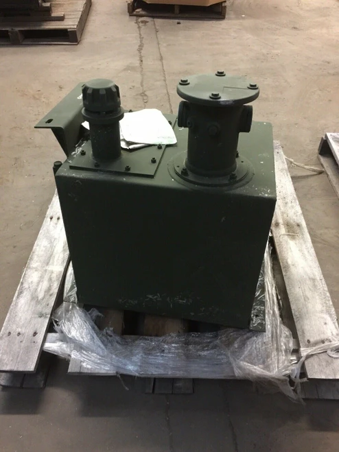 Hydraulic System Oil Tank 1445660 Oshkosh 