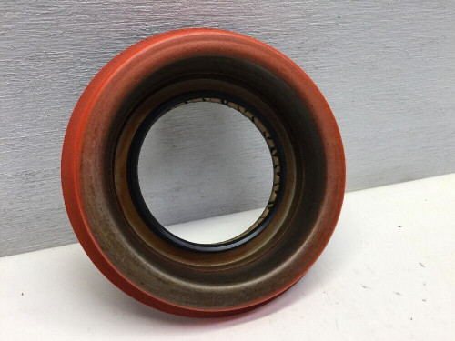 Eaton Axle Oil Seal 113517 NOS Spicer