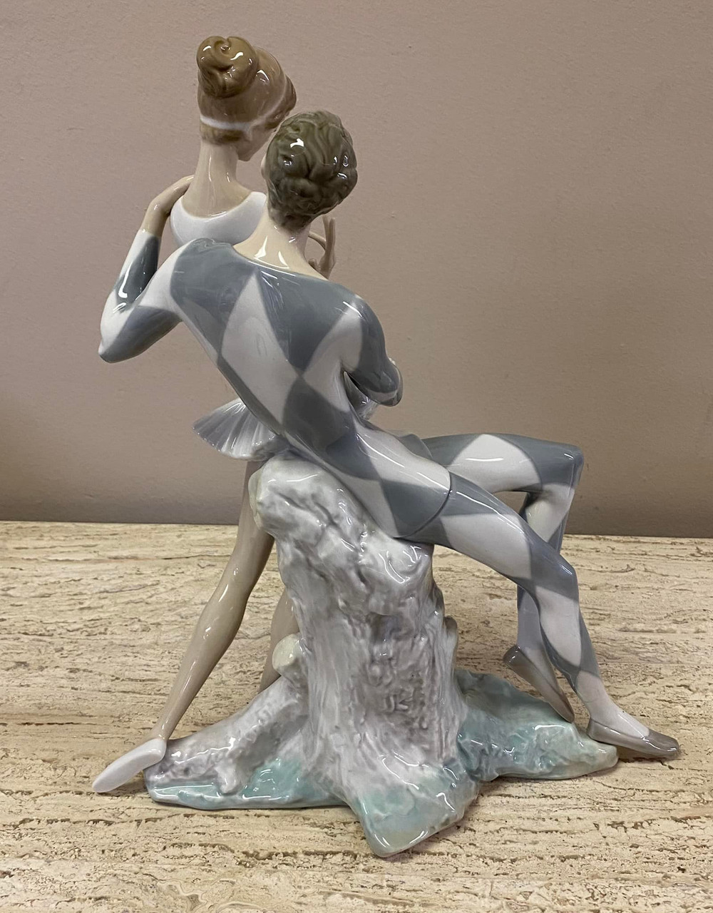 Out of Stock! Lladro Idyl Harlequin and Ballerina #1017 Porcelain