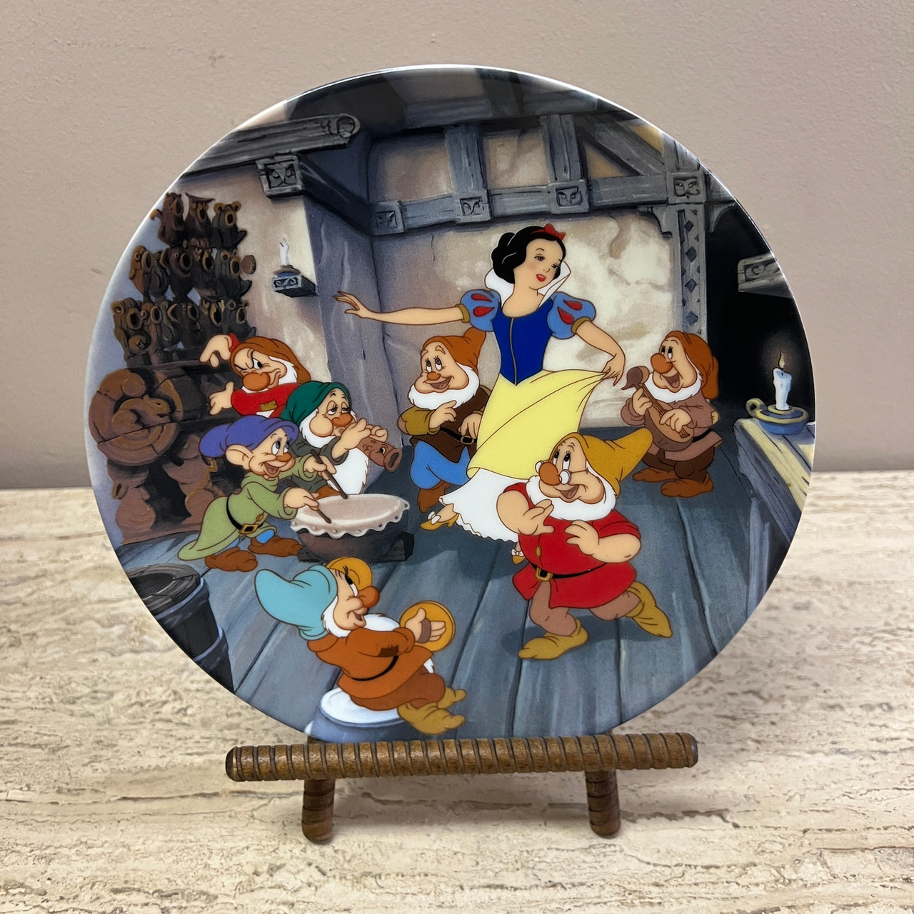 Snow White and The Dance of the Seven Dwarfs Vintage Disney  display picture 1