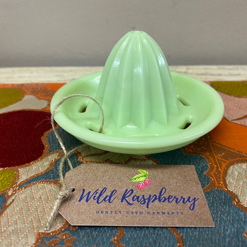 Cool!

Jadeite Green Glass Juicer/Citrus Reamer

Made of opaque milk glass in a fabulous shade of jade green, jadeite dishes first burst onto the foodie scene back in the 1940s!