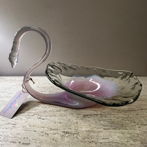 Home Goods - Collectibles - Page 1 - Wild Raspberry Resale Boutique