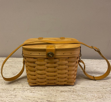 the cutest little longaberger picnic basket purse -... - Depop