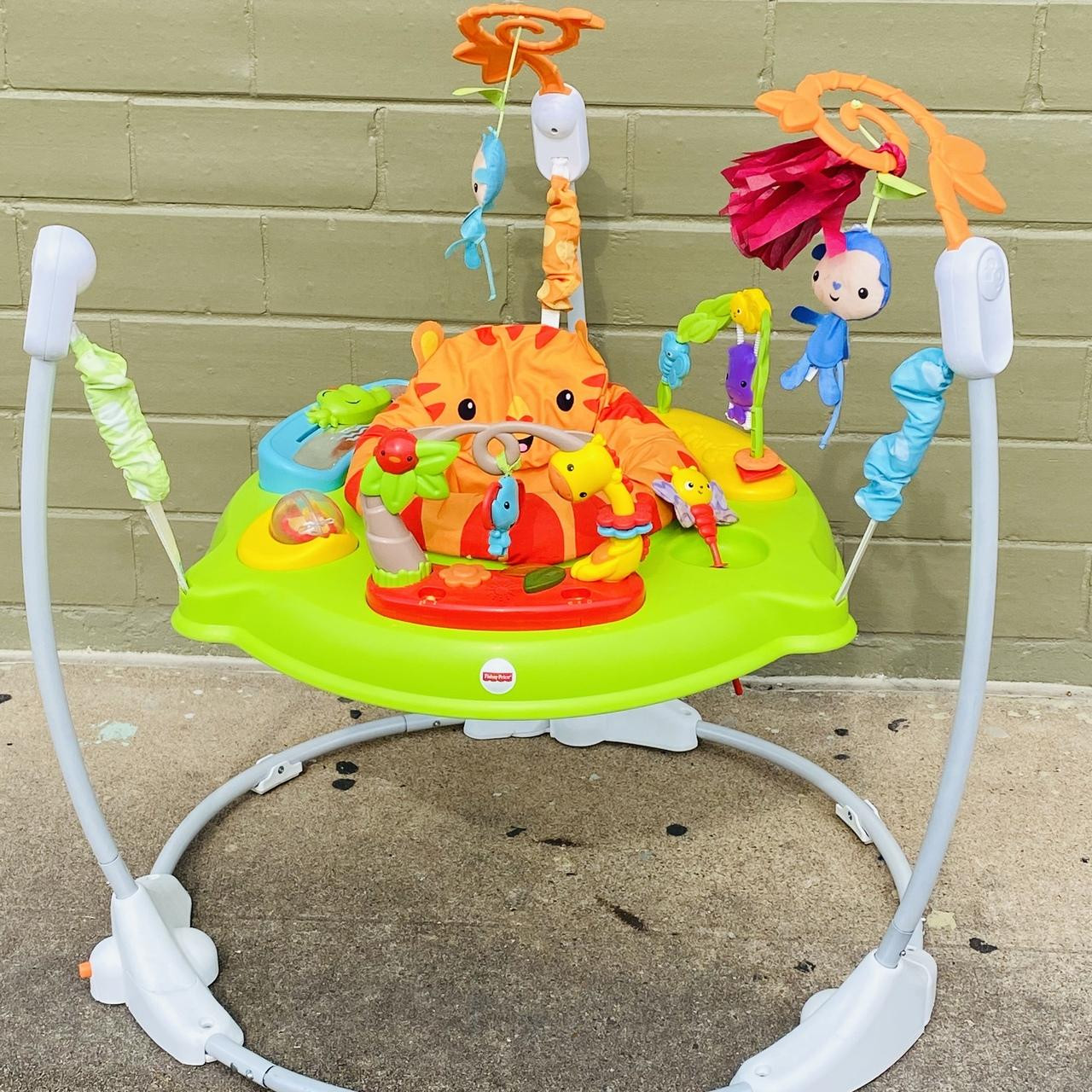 fisher price roarin rainforest jumperoo