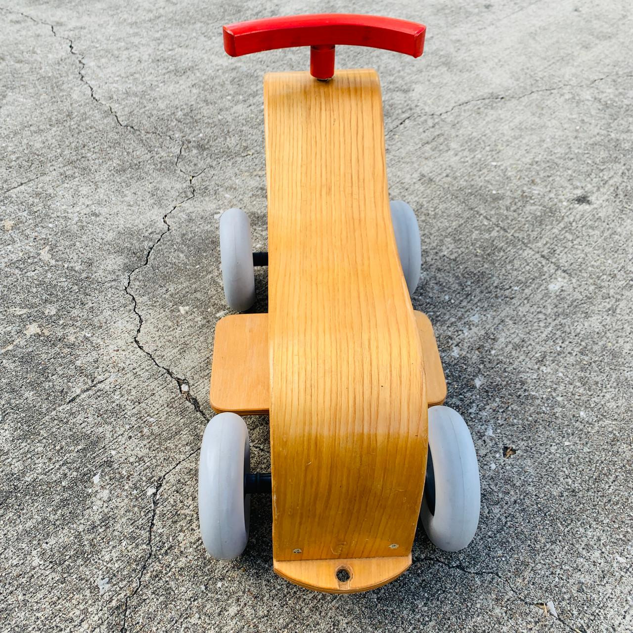 Sirch, wooden Sibis Max ride on car - Thread