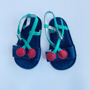 Bonpoint G-Bonpoint, 3, pleather sandals retail dollar150 Bonpoint G-Bonpoint, 3, pleather sandals retail dollar150