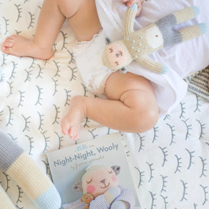 Blabla, Rattle, Wooly the sheep Blabla, Rattle, Wooly the sheep