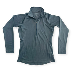 G12-Patagonia, Size Adult Small, l/s polyester Women’s Capilene Midweight Base Layer Top Pullover, Gray