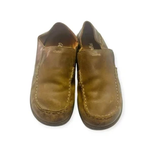 B-OluKai, Size 5 Youth, leather Moloa slip-on shoe loafer