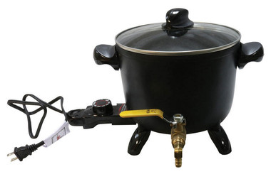 Lodge Cast Iron 7 Quart Dutch Oven - Goodwood Hardware