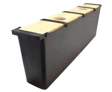 6 1/4" Pro Feeder 3" Wide with Cap & Ladder,Z605, Mann Lake Ltd.