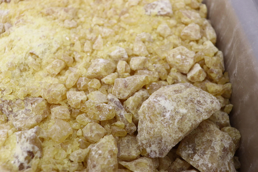 Gum Rosin, 25 Lb,HD911, Mann Lake Ltd.