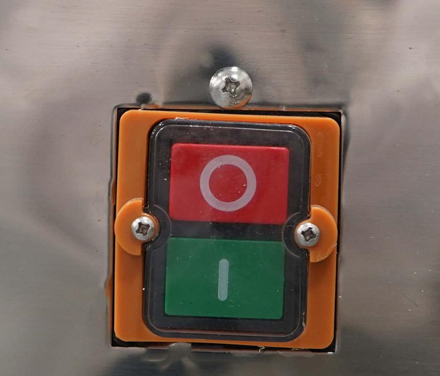 Stainless Steel Plucker, Medium Stainless Steel Plucker, Medium