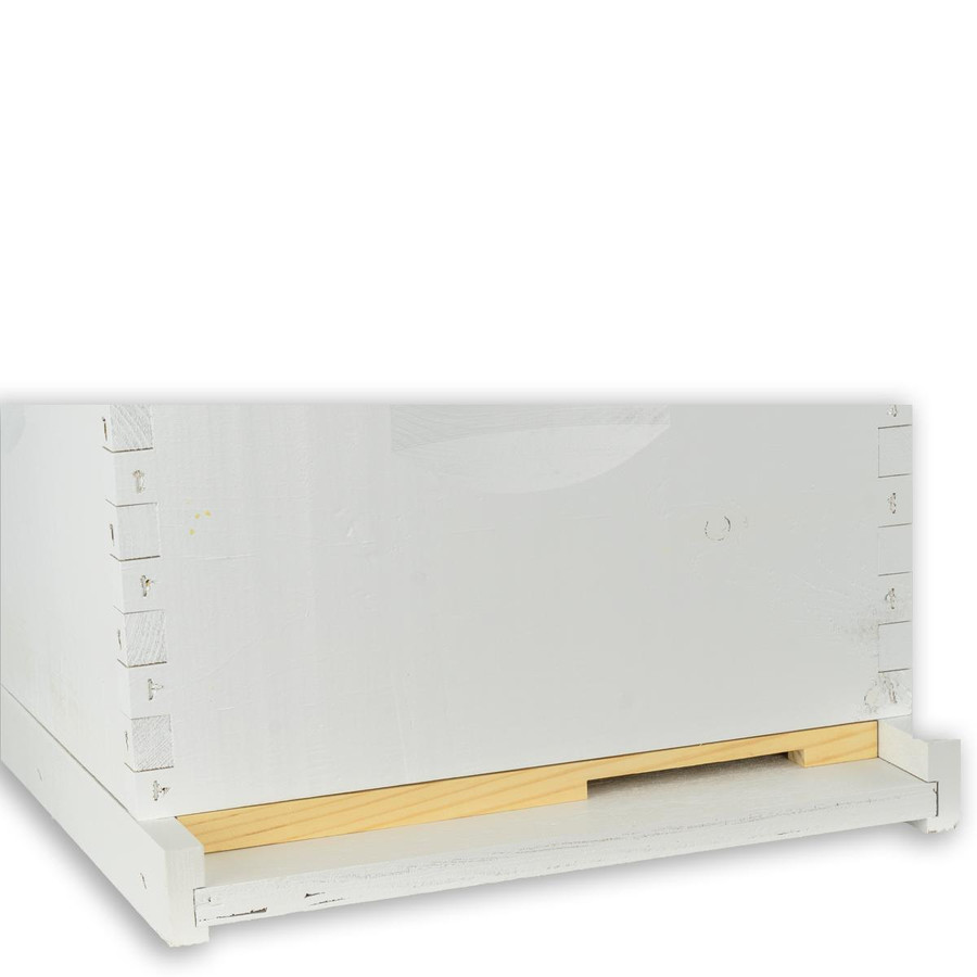 Assembled 9 5/8" Deep Hive Kit with Plastic Coated Foundation and Assembled Frames,Z194, Mann Lake Ltd. Assembled 9 5/8" Deep Hive Kit with Plastic Coated Foundation and Assembled Frames,Z194, Mann Lake Ltd.
