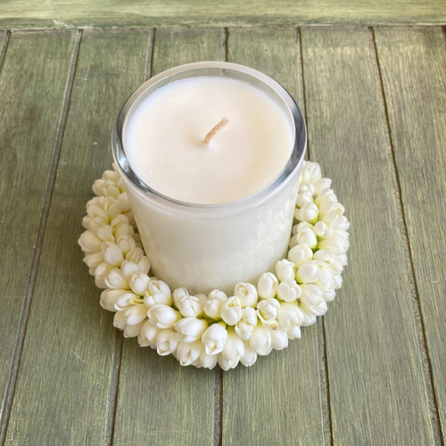 Pikaki - Hawaiian Jasmine - Soy Candle Natural soy wax candle, hand poured in small batches. An artisan soy wax candle of the highest quality.