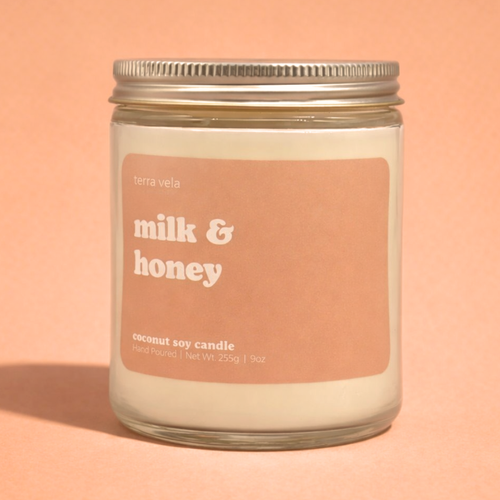 Terra Vela Clear Jar soy wax candle with Silver lid, burns for up to 50 hours.