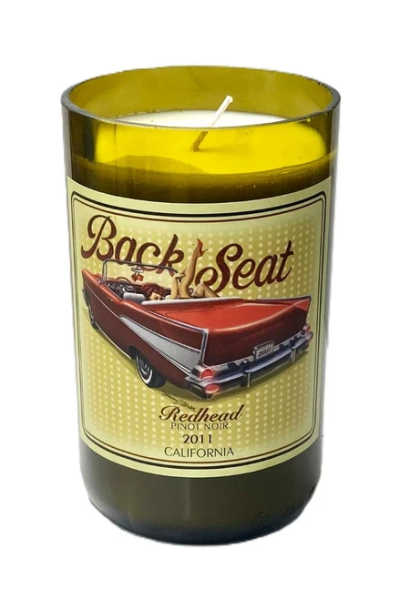 Up-cycled wine bottle container.  Wax content is aprox 17 oz resulting in over 100 hours burn time.