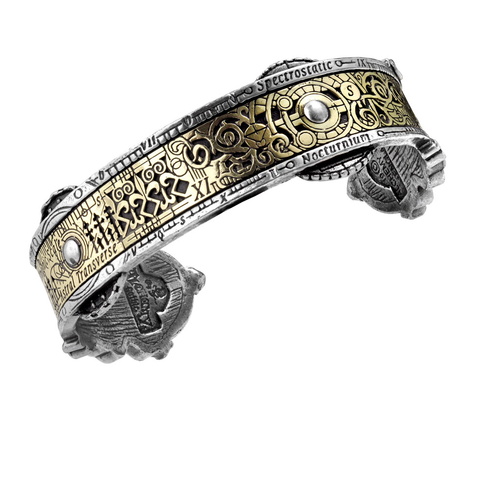Alchemy Gothic: ザ・トワイライト・ムーン・ブレスレット Spectrostatic Nocturnium Bracelet - Alchemy of England