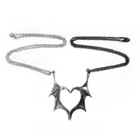 P851 - Darkling Heart Necklace
