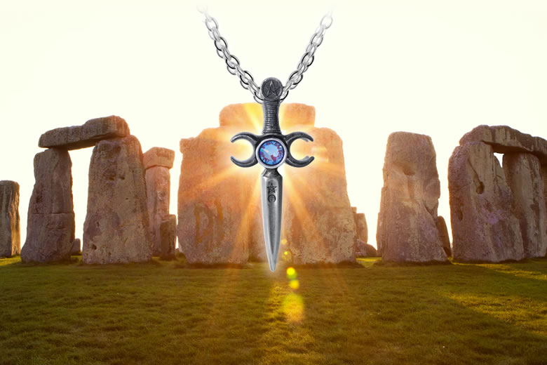 Summer Solstice Magic: Pagan Jewelry & Homeware