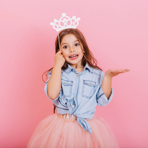 Princess Facial - 30 mins (Ages 6 to 13) Princess Facial - 30 mins (Ages 6 to 13)