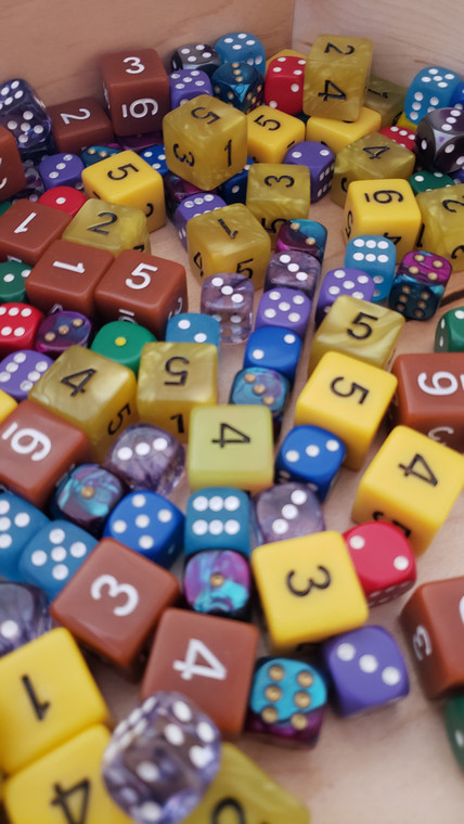 D6 - assorted bulk
