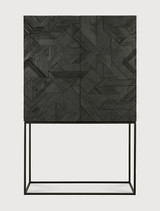 Graphic Cabinet