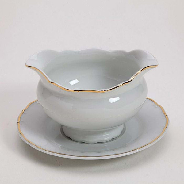 Avignon Gold Gravy Boat (No handle with plate) Avignon Gold Gravy Boat (No handle with plate)