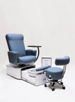 Performer Nail Tech Stool by Belava