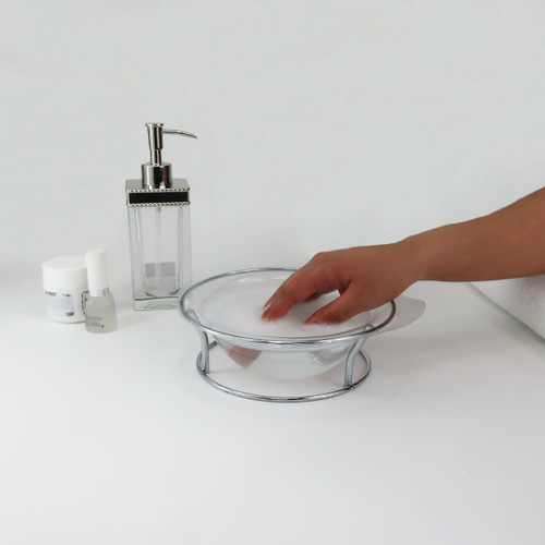 Safe and Sanitary Manicure Soak using Belava Manicure Stand with Liners