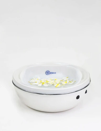 Trio Foot Spa in White Belava
