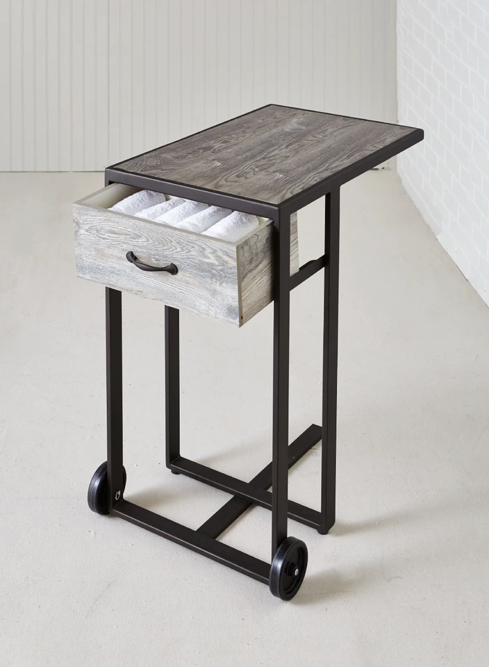 Mani Dolly for Salon