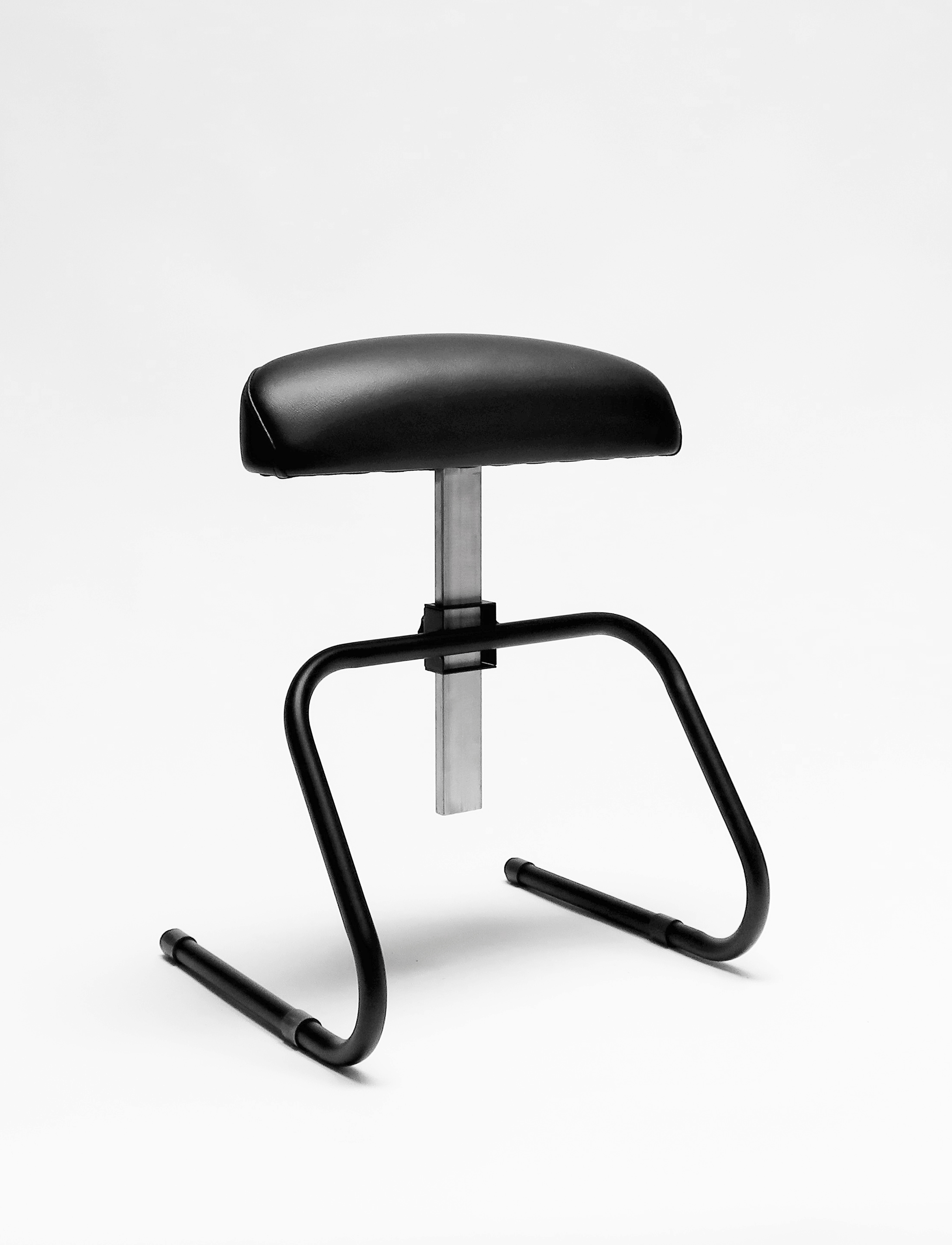 Footrest/stool