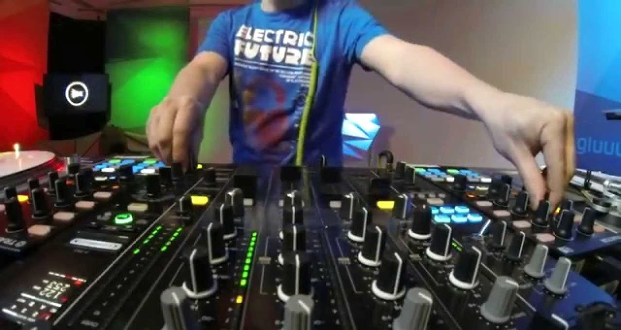 DJ Controllers