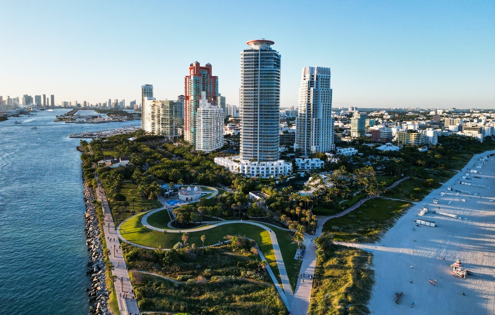 What Is the Job Outlook for Architects in Florida?