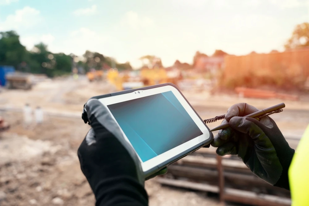 Brush Up on GPS Tech Knowledge with Online Courses