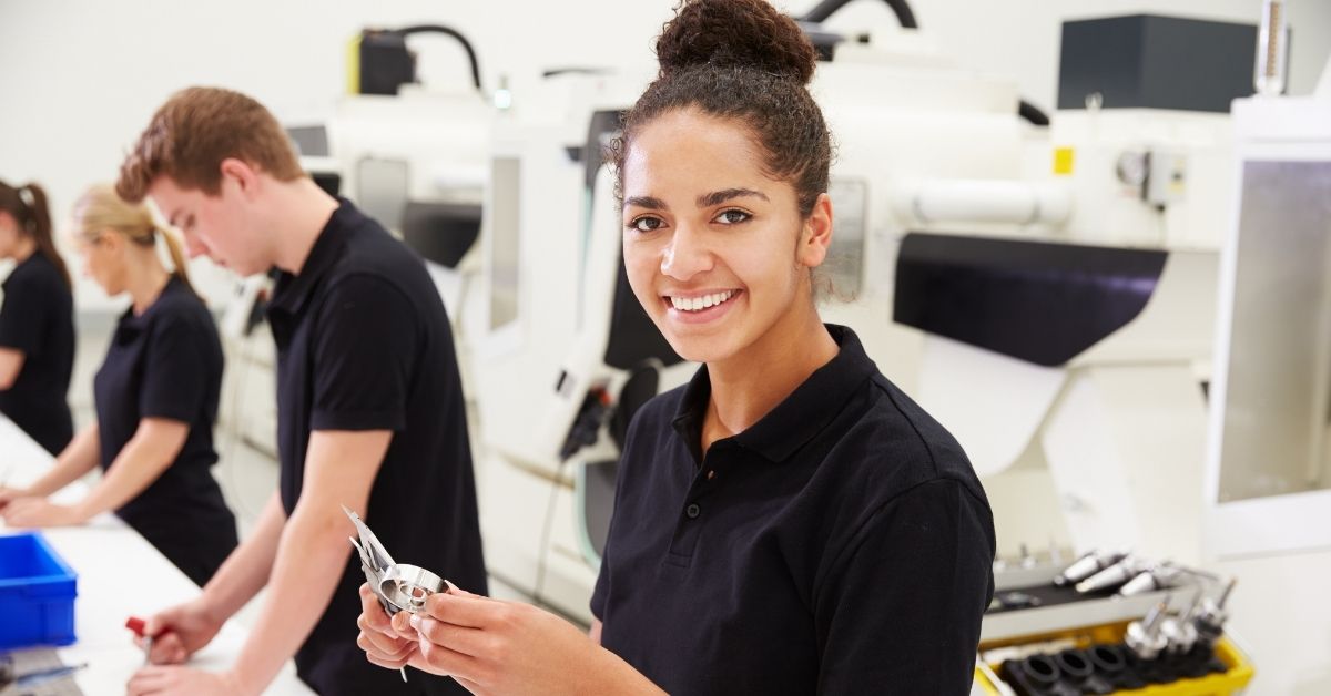 4 Ways to Attract More Women to Engineering