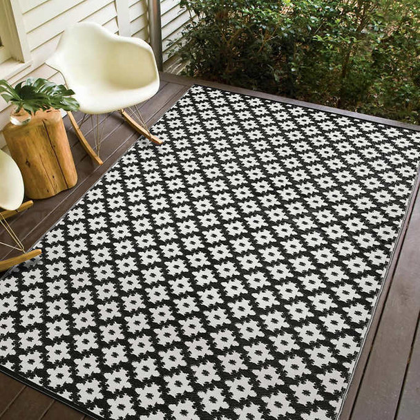 Viana Bahamas Collection Sequence Indoor/Outdoor Reversible Rug