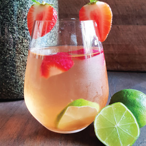 Mint, Lime & Berry Iced Tea 1