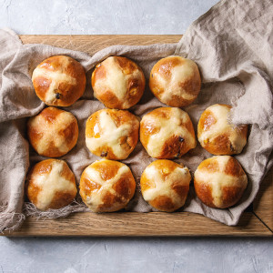 Hot Cross Buns 1