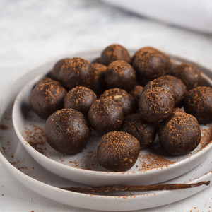 Chocolate Almond Bliss Balls 1