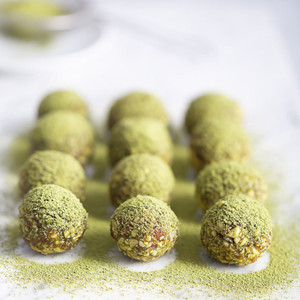 Barley Grass Powder Energy Bites