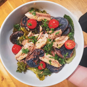 Colourful Mackerel Salad 