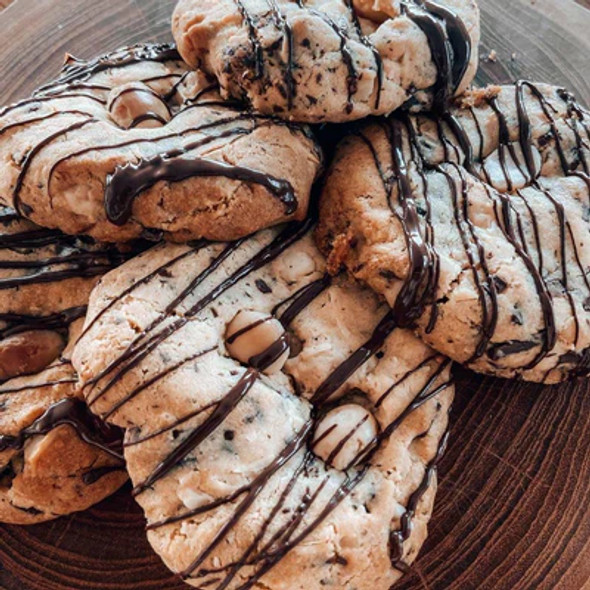 Crunchy Macadamia Coconut Choc Cookies