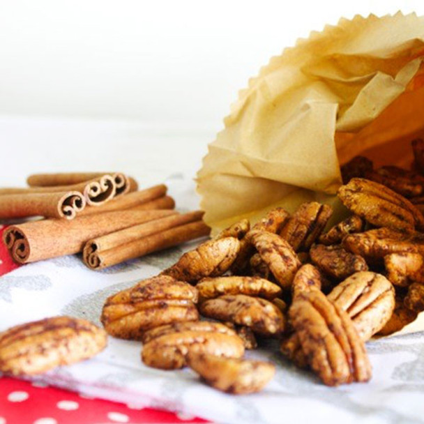 Maple and Cinnamon Glazed Pecans Maple and Cinnamon Glazed Pecans